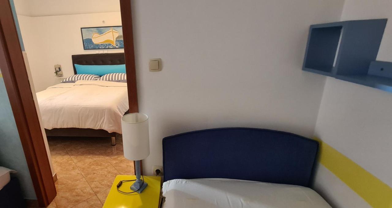 Apartments Villa Krasa 로브란 외부 사진