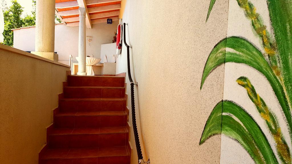 Apartments Villa Krasa 로브란 외부 사진